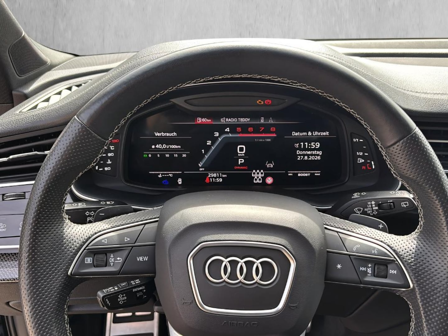 Bild über Audi SQ7 competition plus TFSI quattro tiptronic - für weitere Informationen kontaktieren Sie den Audi Partner