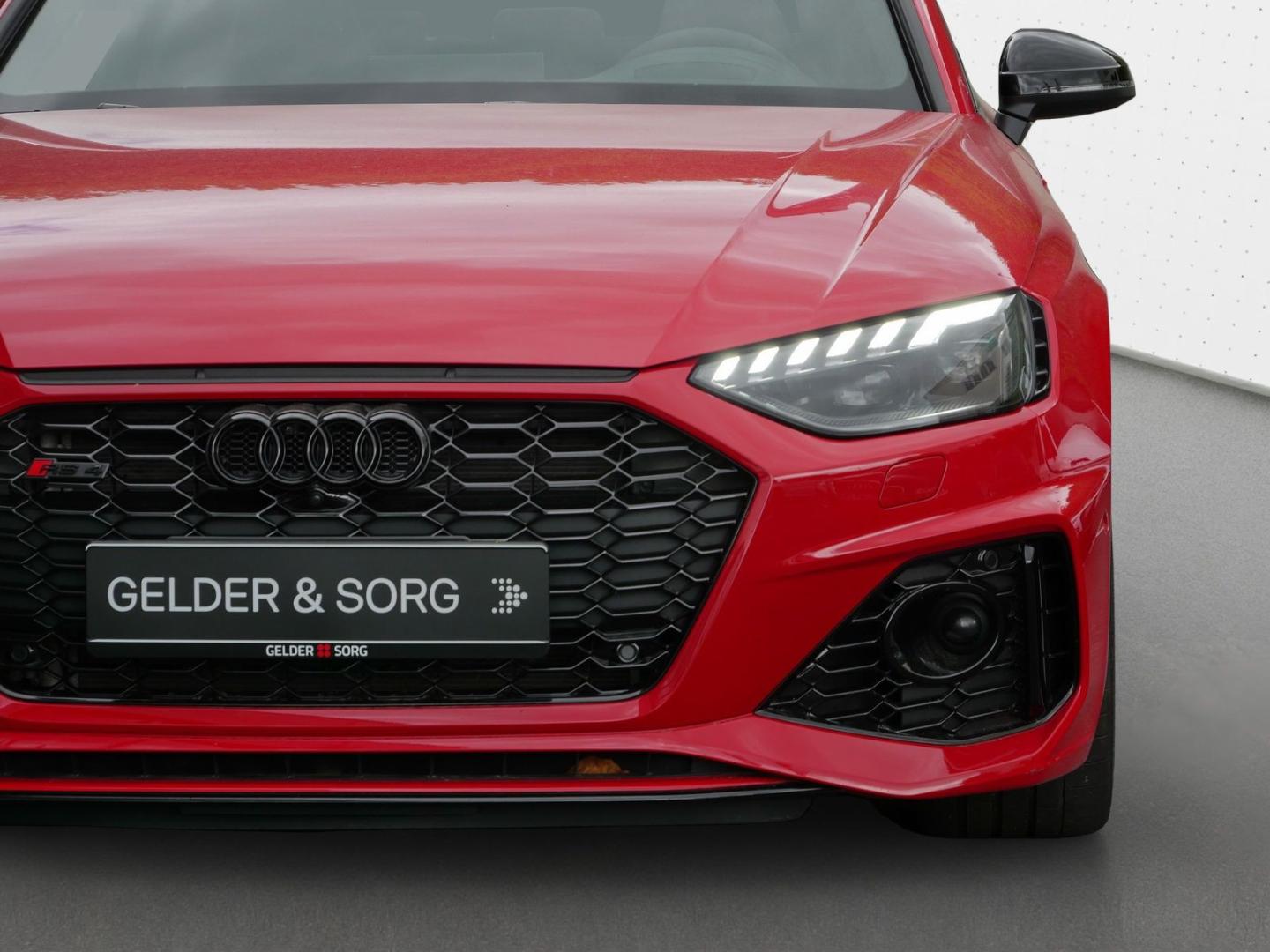 Image about Audi RS 4 Avant TFSI quattro tiptronic