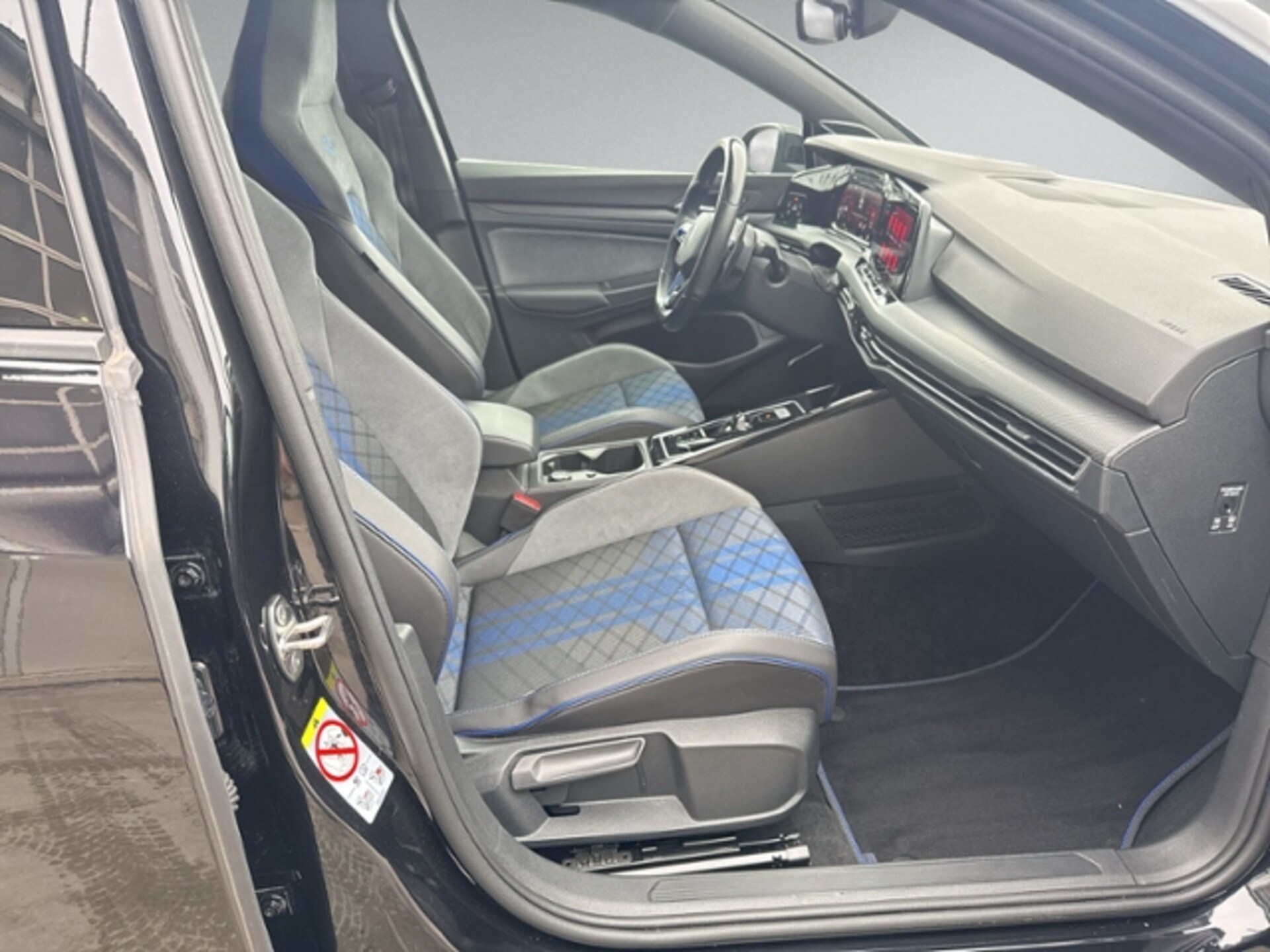 Volkswagen Golf R