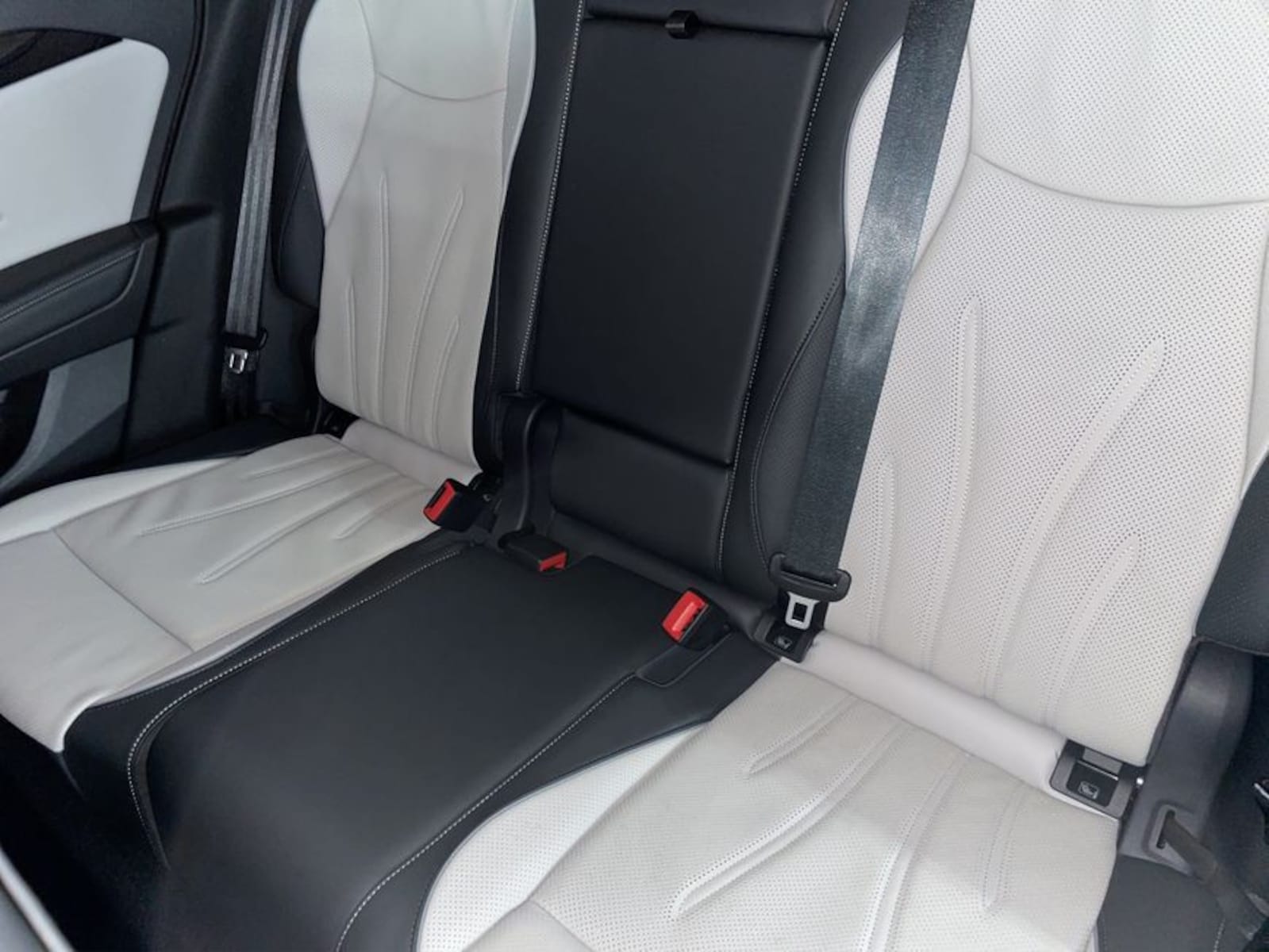 Volkswagen Tiguan – Bild 18