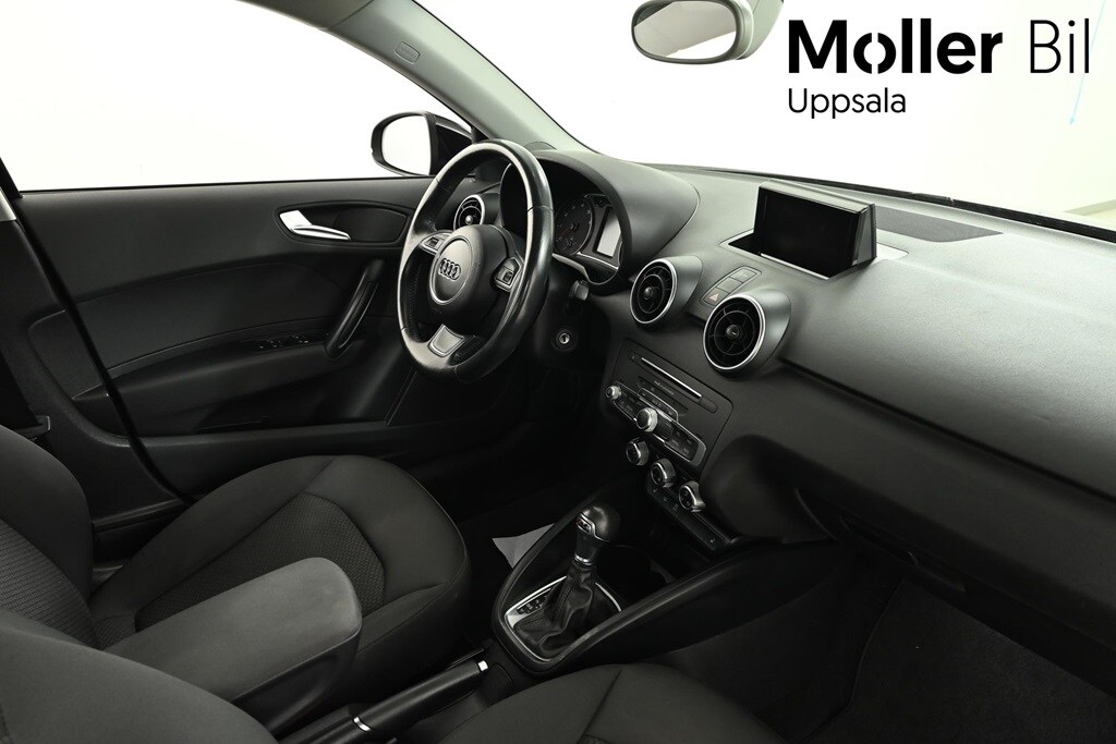 Bild som visar&nbsp;Audi A1 Sportback&nbsp;A1 Sportback 1.4 TFSI 125 hk S tronic - för mer information kontakta din Audi Partner