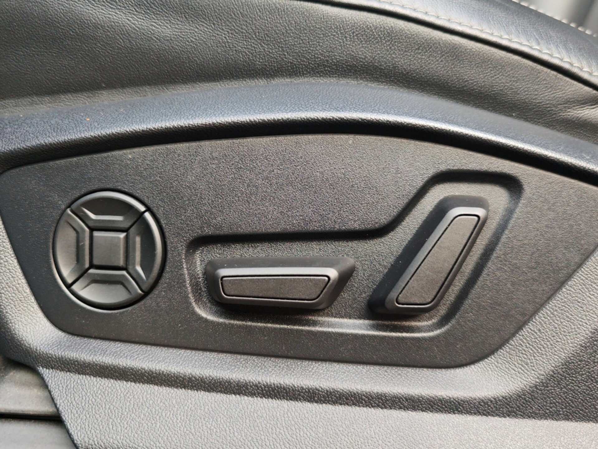 Audi SQ8 SUV