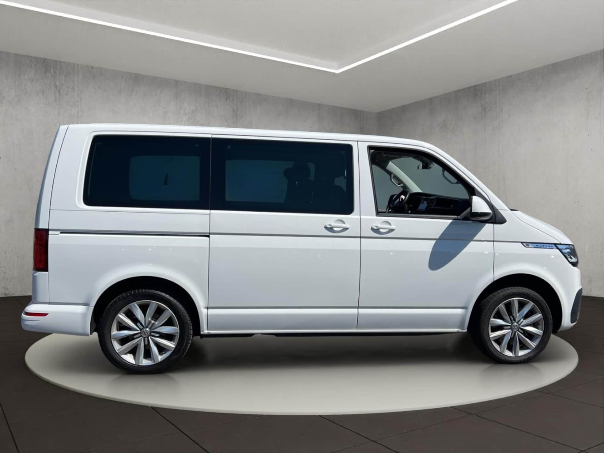 Volkswagen T6.1 Multivan Comfortline
