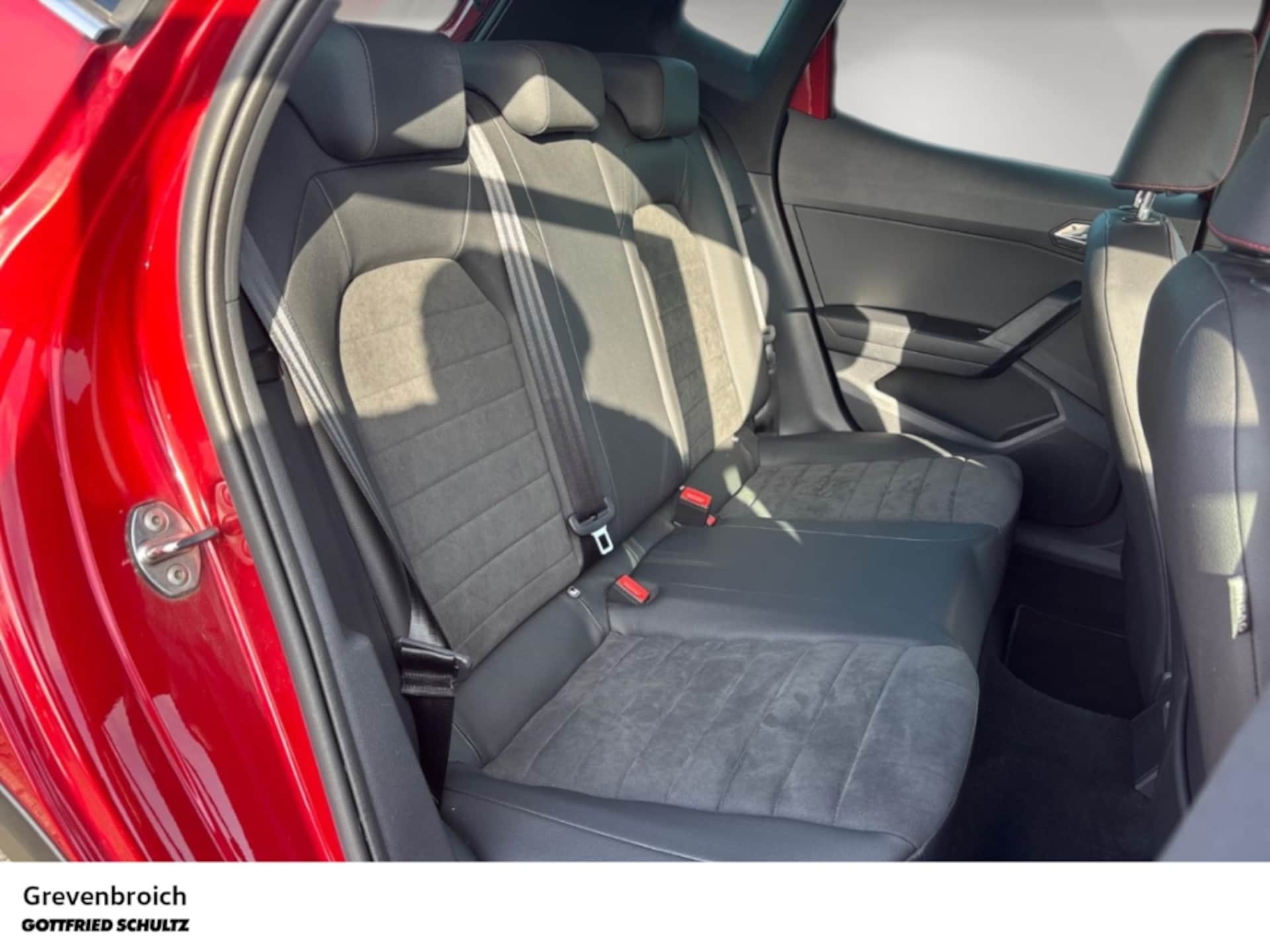SEAT Arona FR