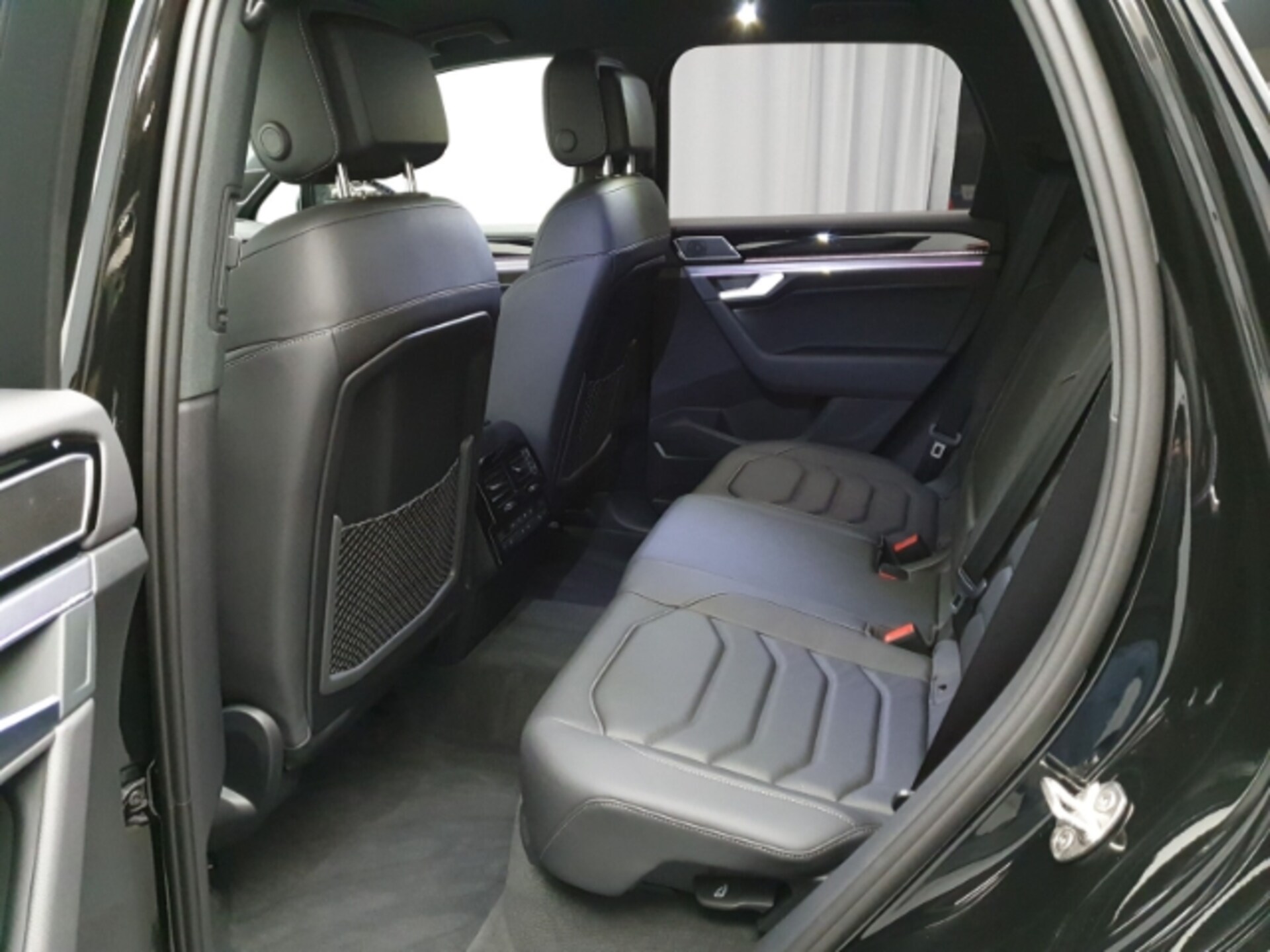 Volkswagen Touareg R