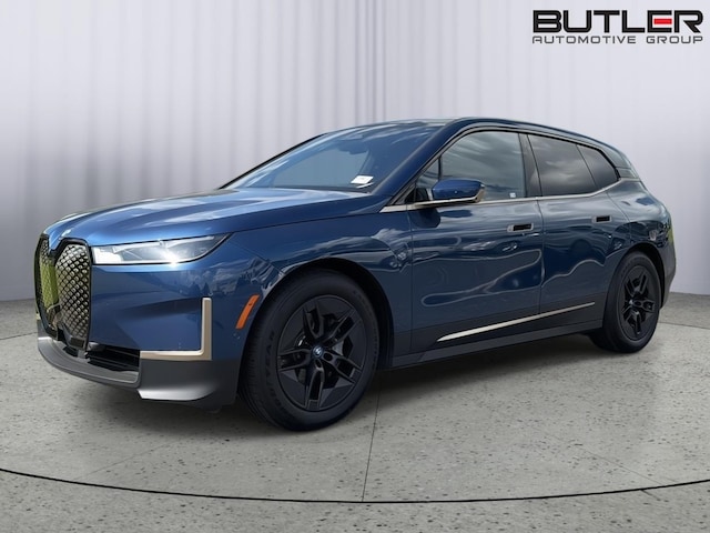 2023 BMW iX
