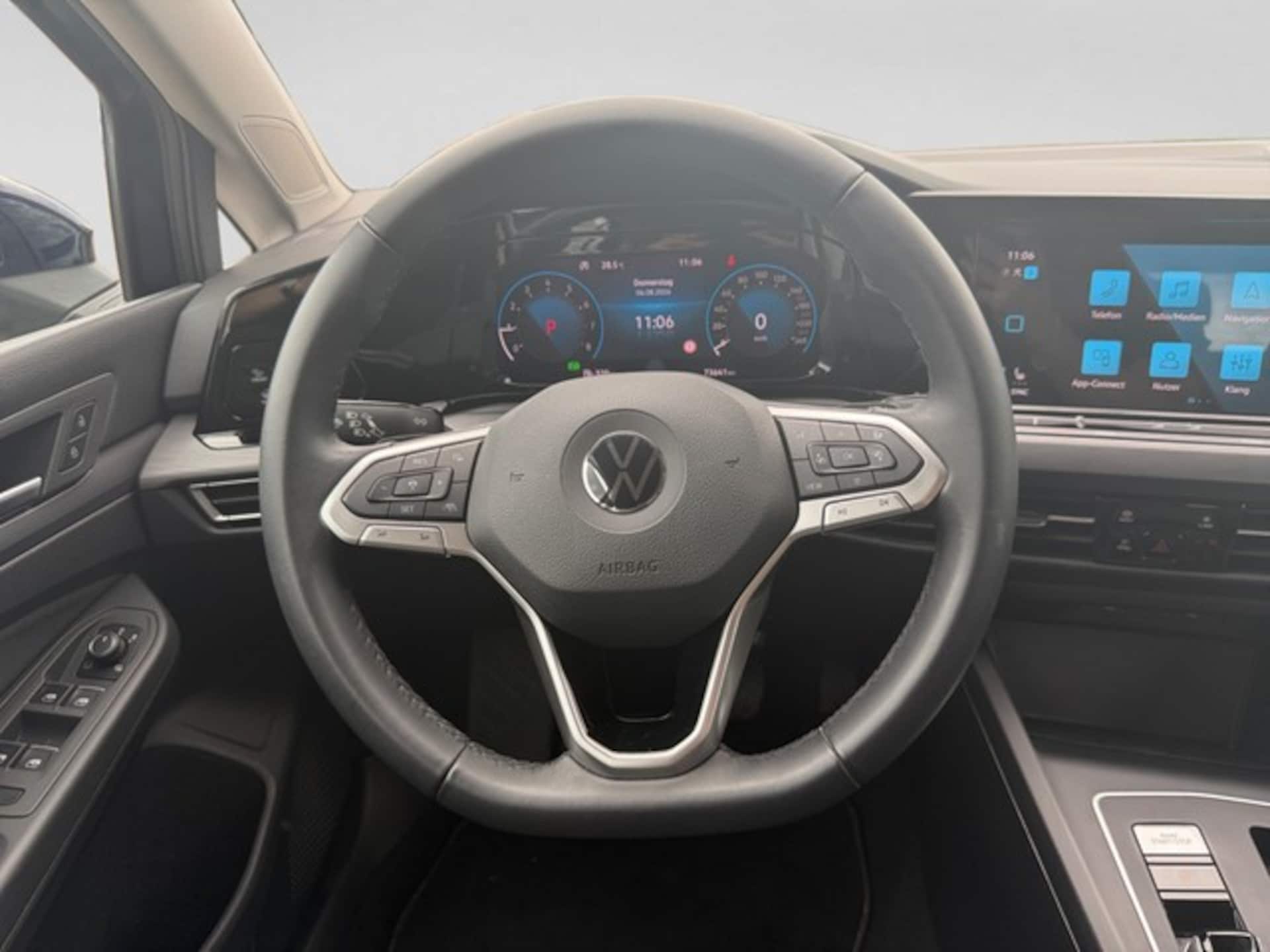 Volkswagen Golf Style