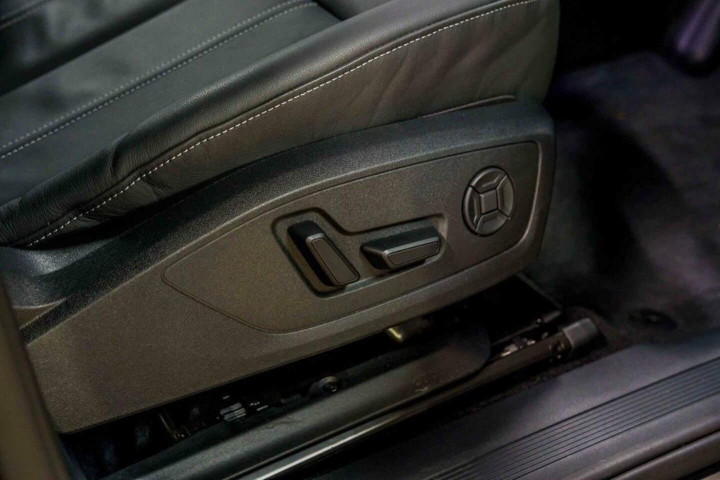 Image about Audi Q4 e-tron e-tron