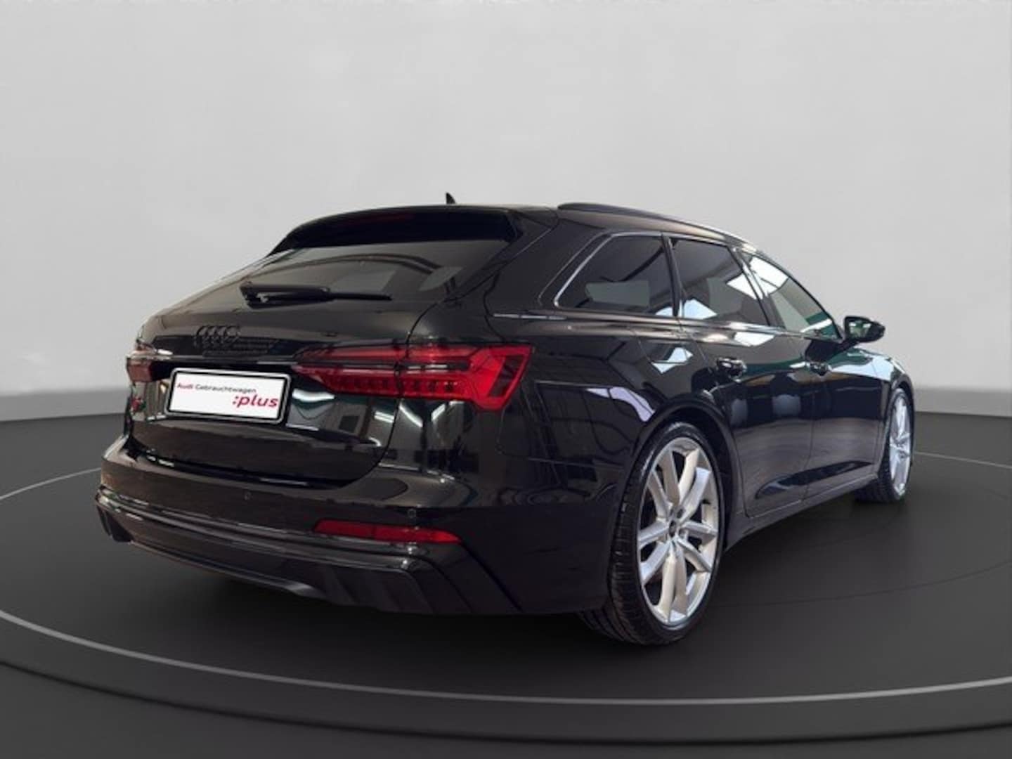 Bild über Audi S6 Avant TDI quattro tiptronic - für weitere Informationen kontaktieren Sie den Audi Partner