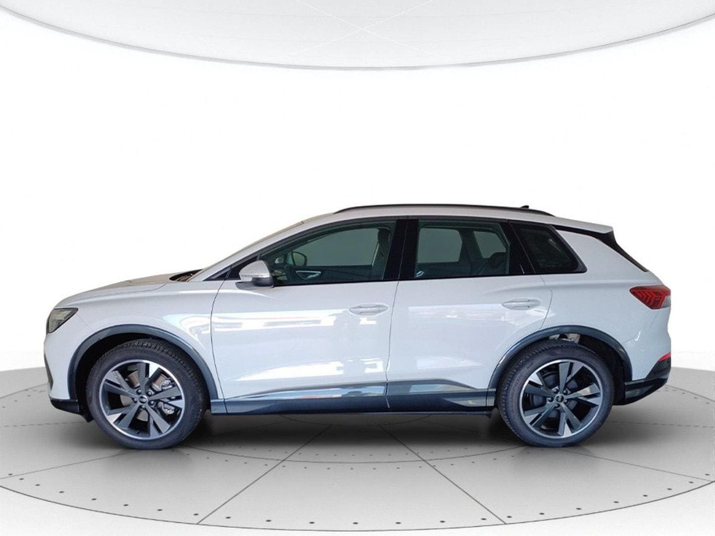 Immagine di Audi Q4 e-tron Business Advanced 40 e-tron 150,00 kW - Vista: for more details contact your dealer
