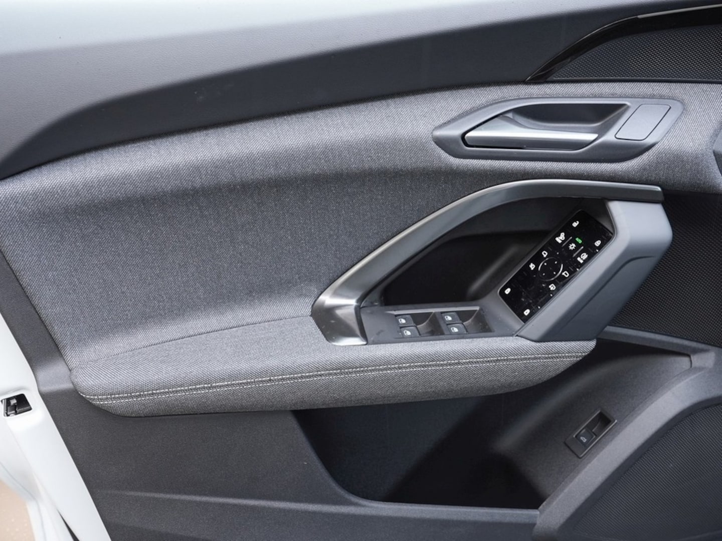 Bild über Audi Q5 SUV TDI quattro 150 kW S tronic - für weitere Informationen kontaktieren Sie den Audi Partner