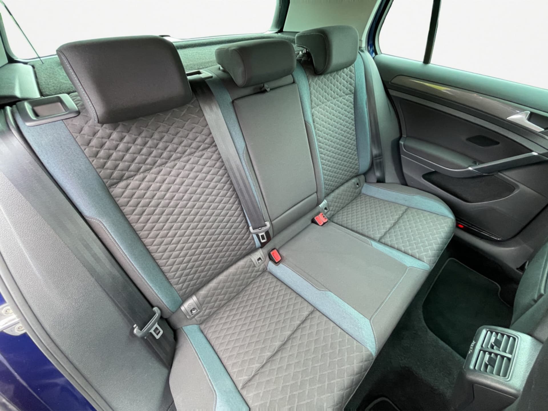 Volkswagen Golf IQ.DRIVE