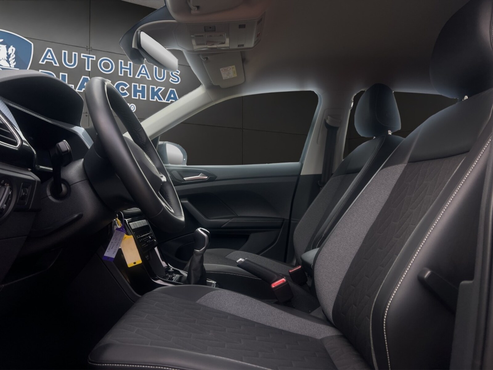 Volkswagen T-Cross – Bild 11