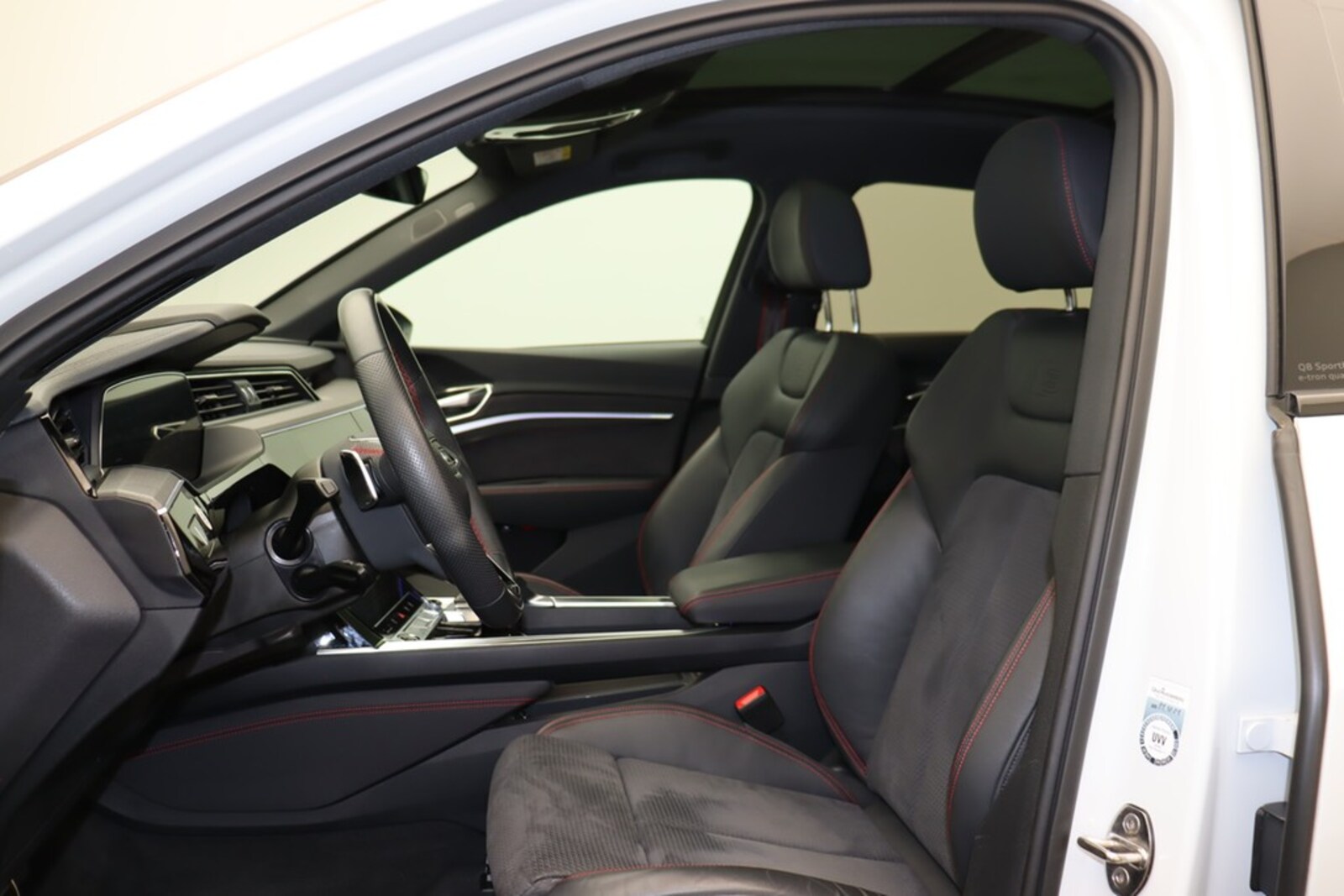 Audi Q8 Sportback e-tron – Bild 9