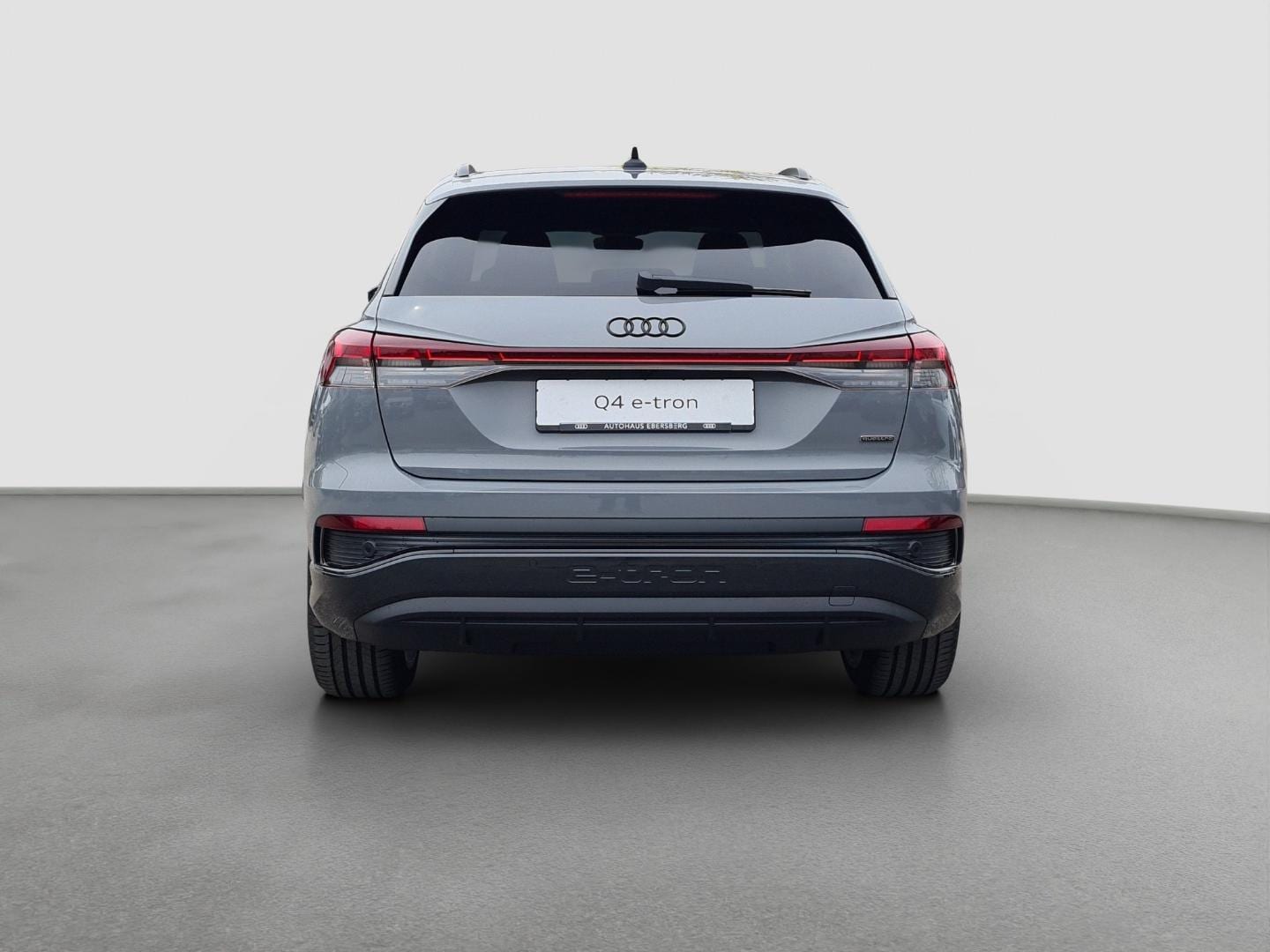 Bild über Audi Q4 e-tron 45 e-tron quattro - für weitere Informationen kontaktieren Sie den Audi Partner