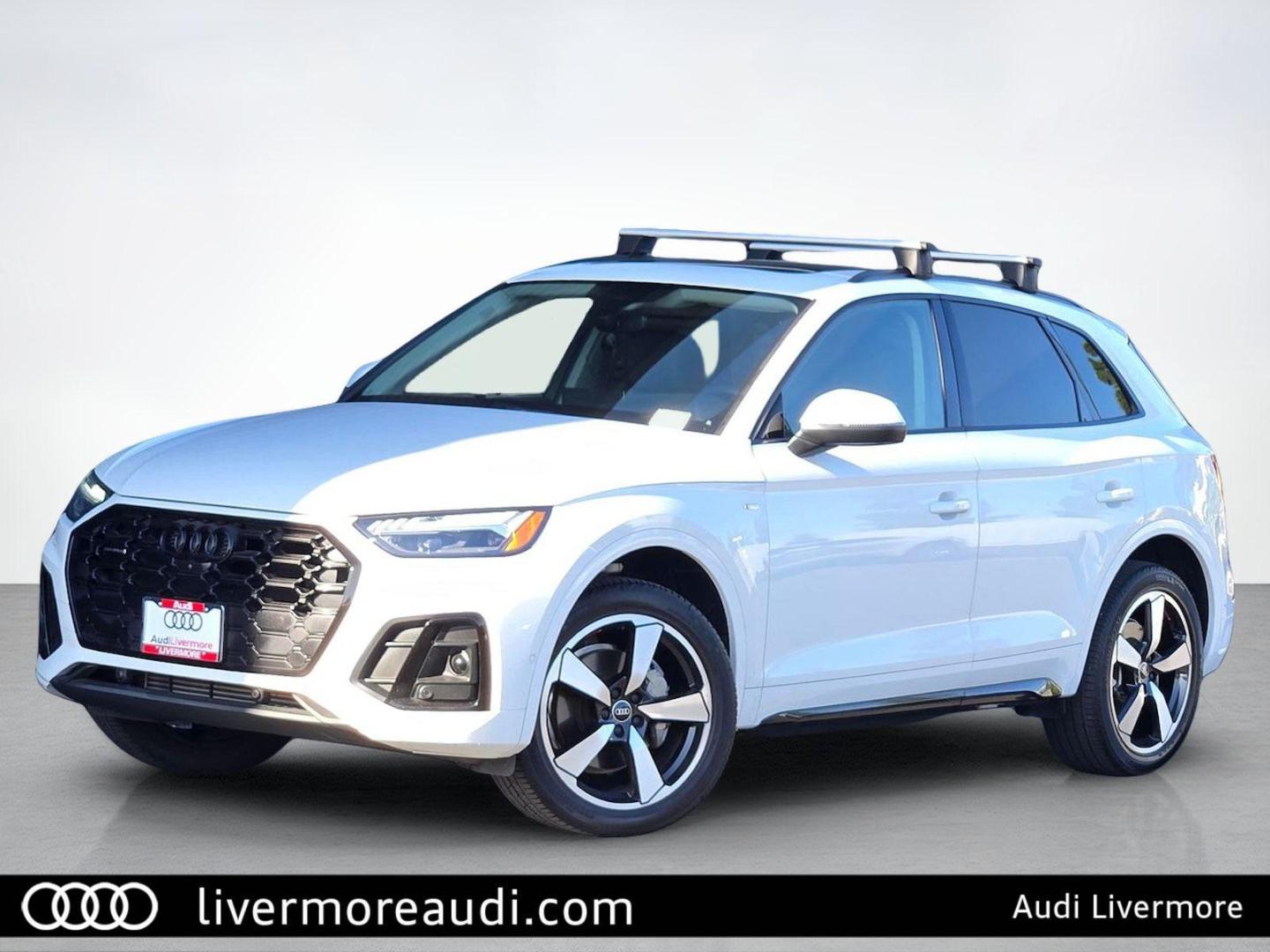 2023 Audi Q5 45 Prestige's photo