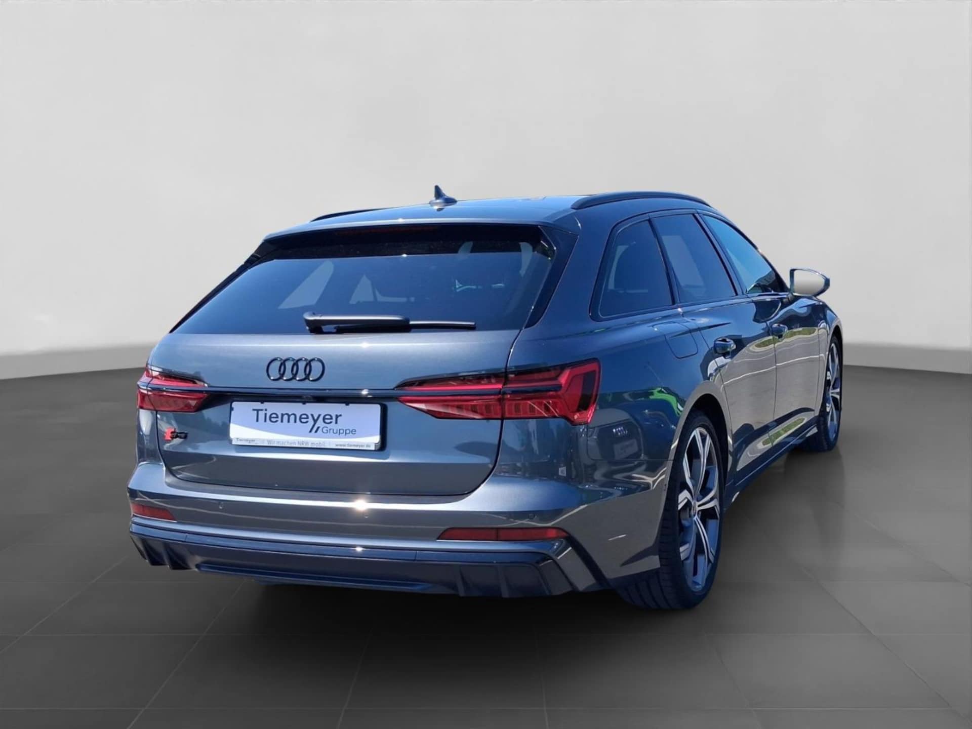 Audi S6 Avant