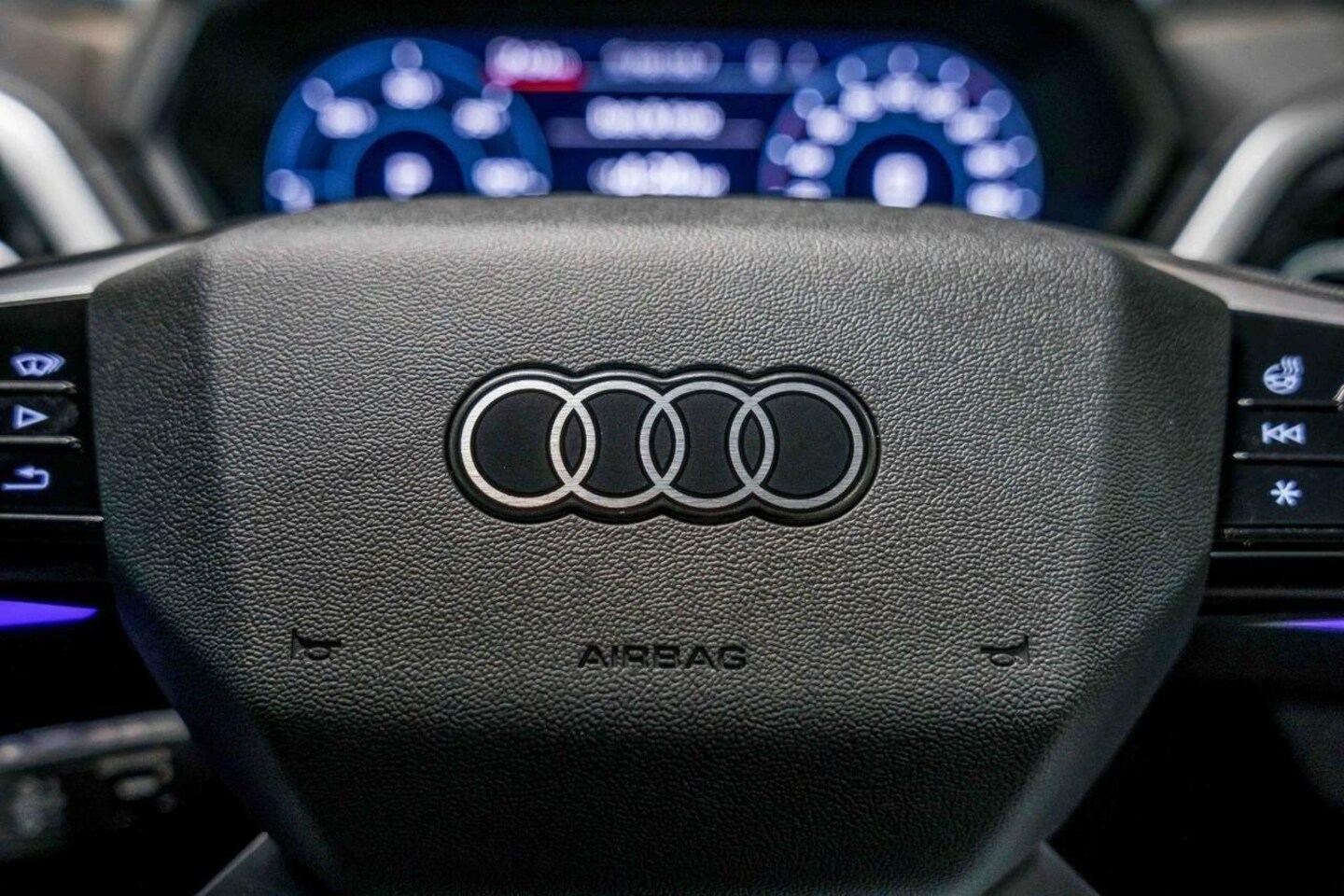 Image about Audi Q4 e-tron e-tron