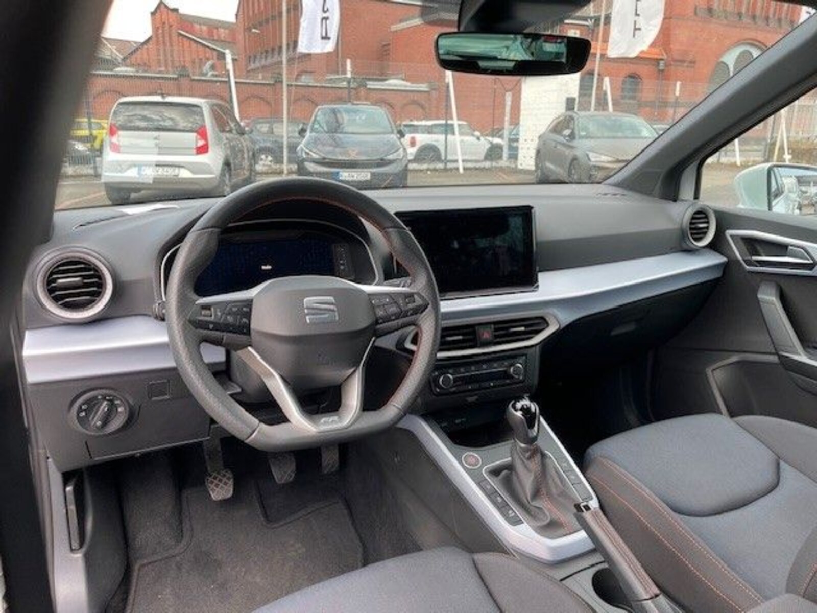 SEAT Arona – Bild 13