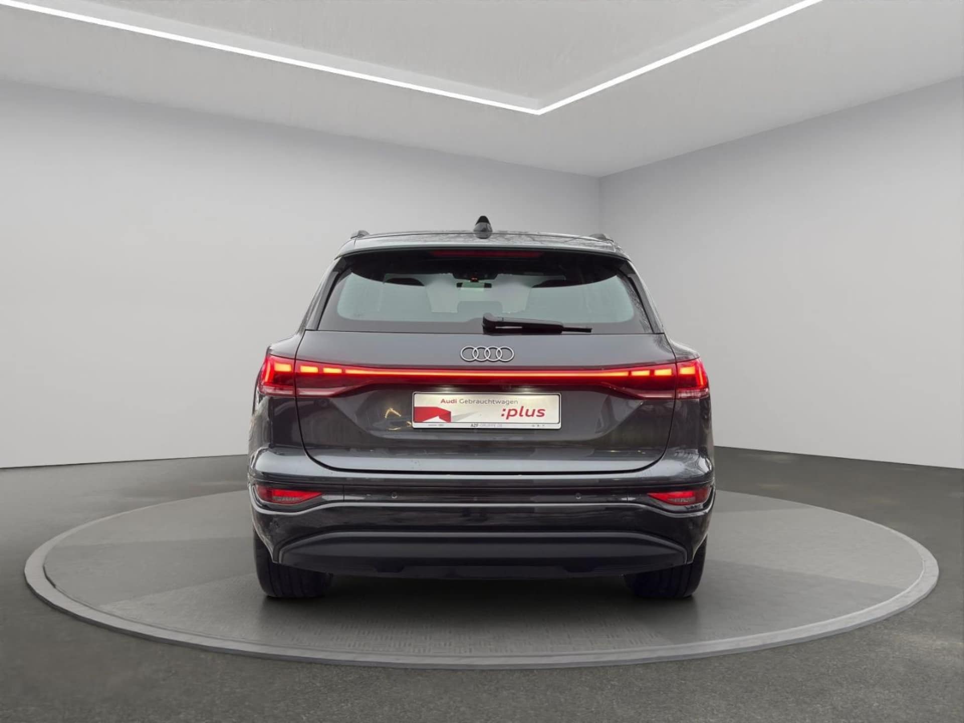 Audi Q6 SUV e-tron
