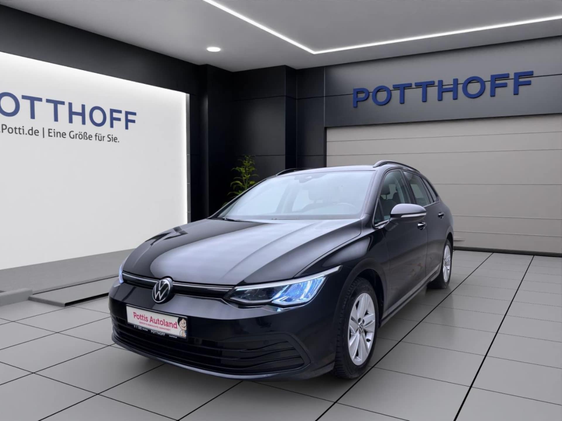 Volkswagen Golf Variant Life