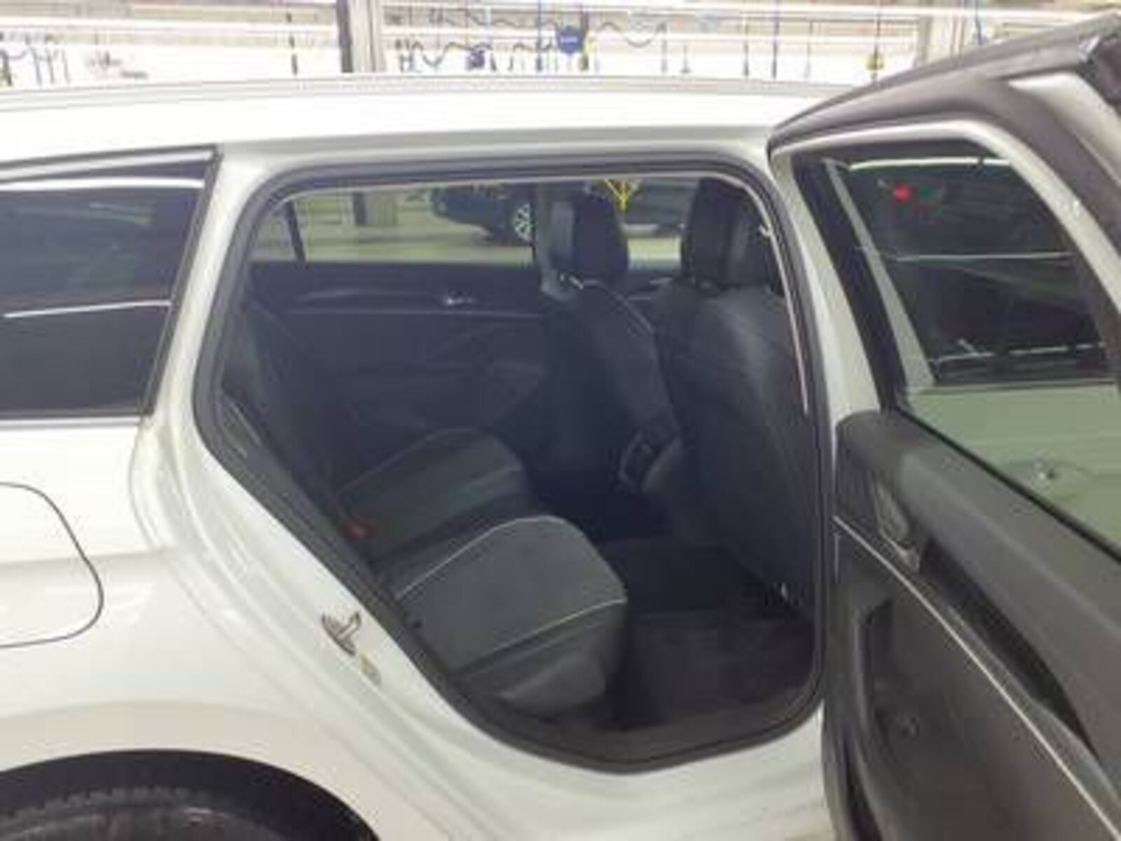 Volkswagen Passat – Bild 8