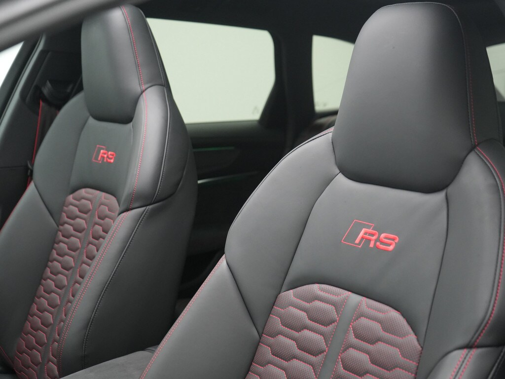 Image about Audi RS 6 Avant performance quattro tiptronic