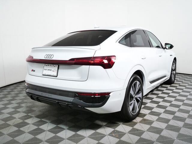 2024 Audi Q8 Sportback e-tron