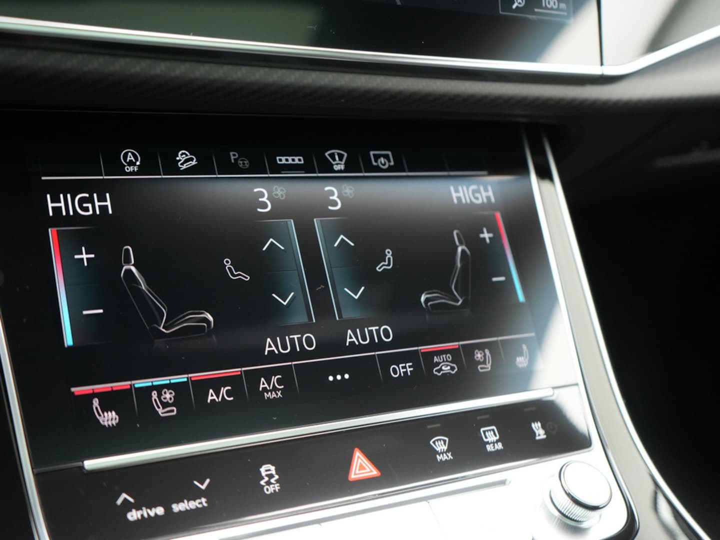 Bild über Audi Q8 SUV S line business TDI quattro 210 kW tiptronic - für weitere Informationen kontaktieren Sie den Audi Partner