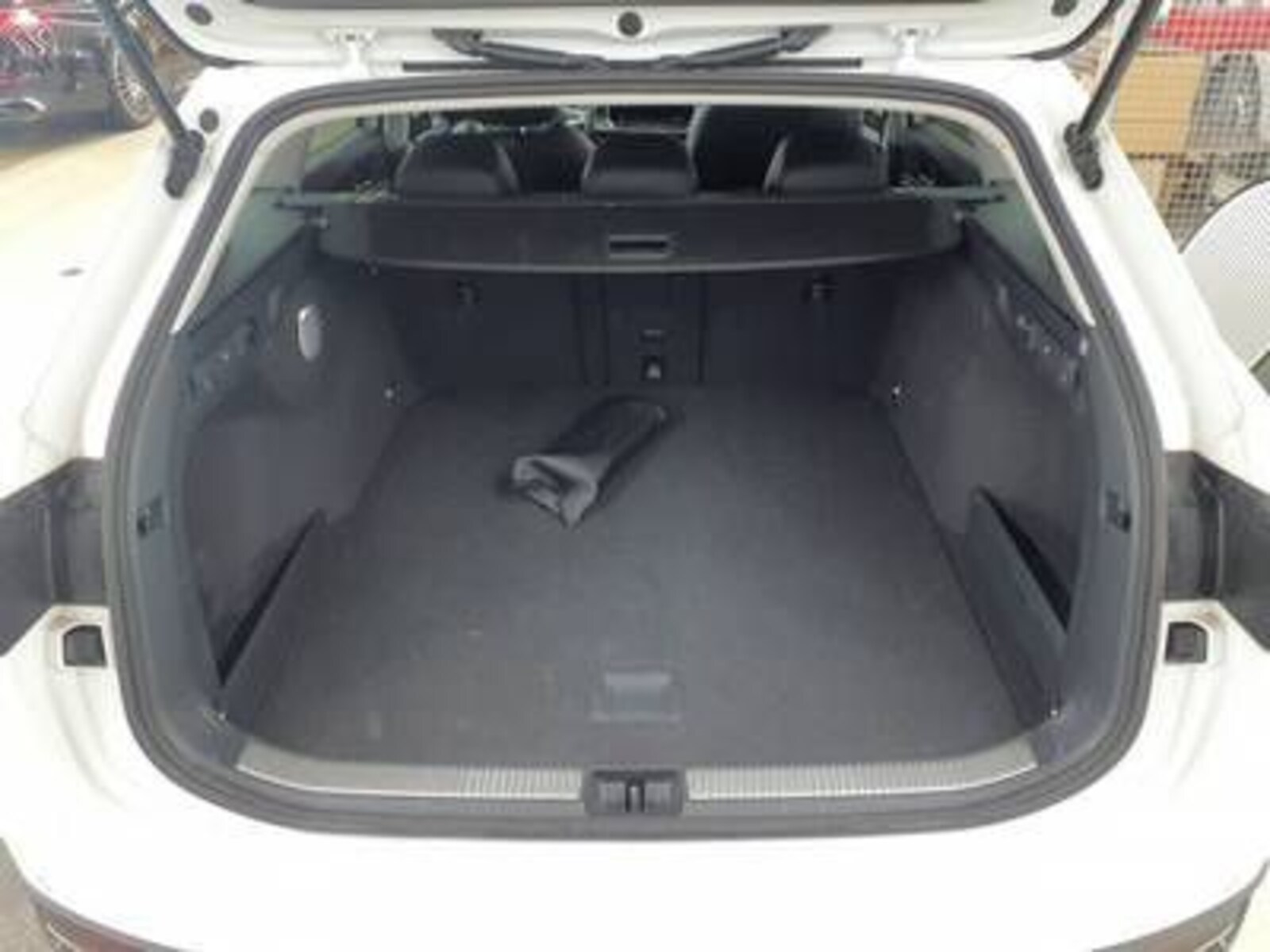 Volkswagen Passat – Bild 9