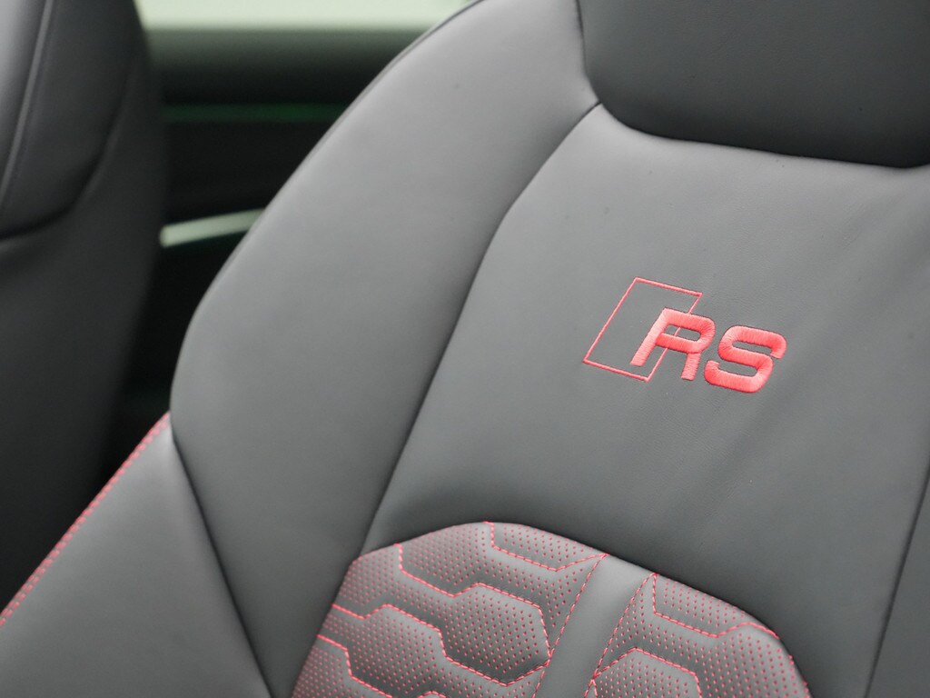 Image about Audi RS 6 Avant performance quattro tiptronic