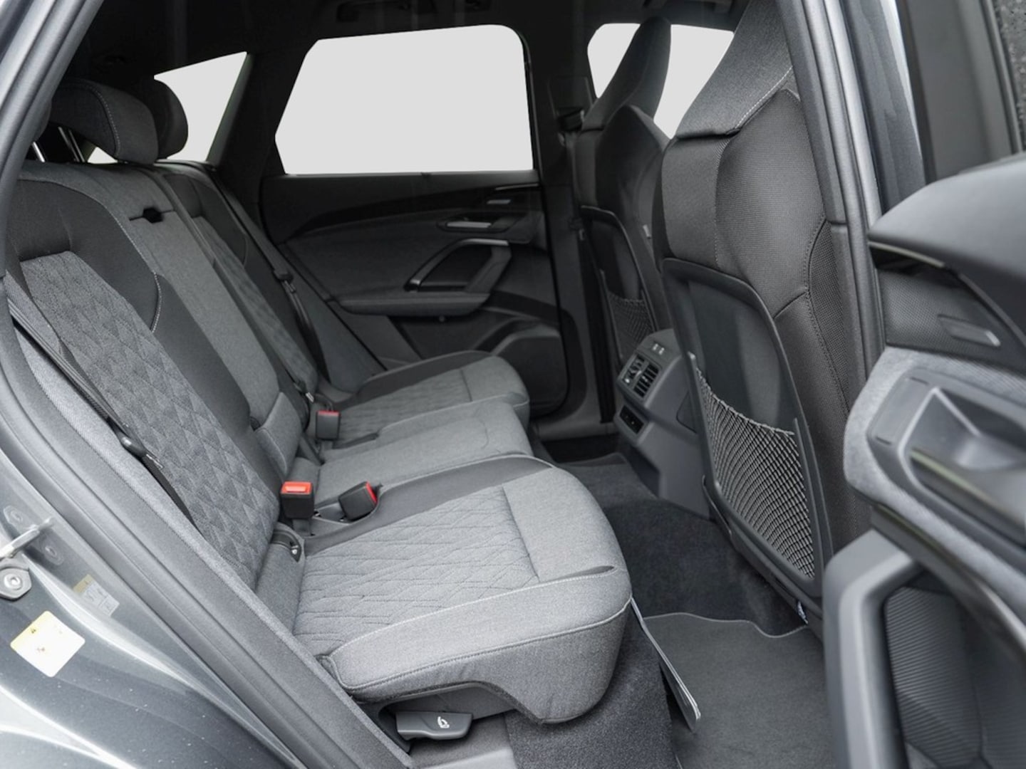 Bild über Audi Q5 SUV TDI quattro 150 kW S tronic - für weitere Informationen kontaktieren Sie den Audi Partner