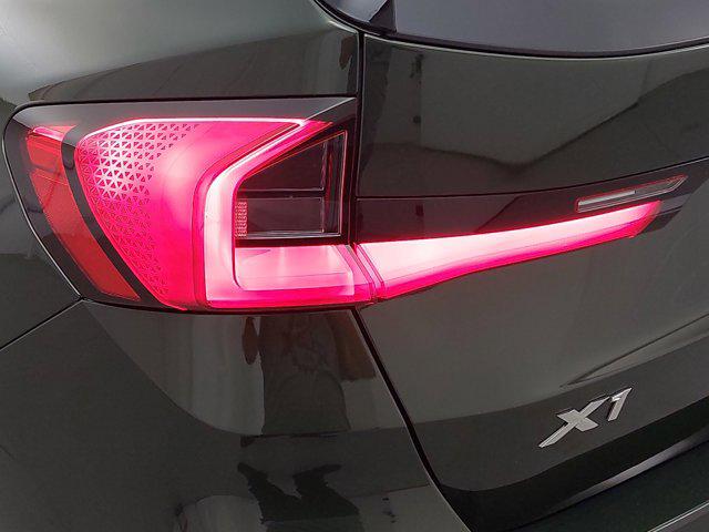 2025 BMW X1 28i - Photo 36
