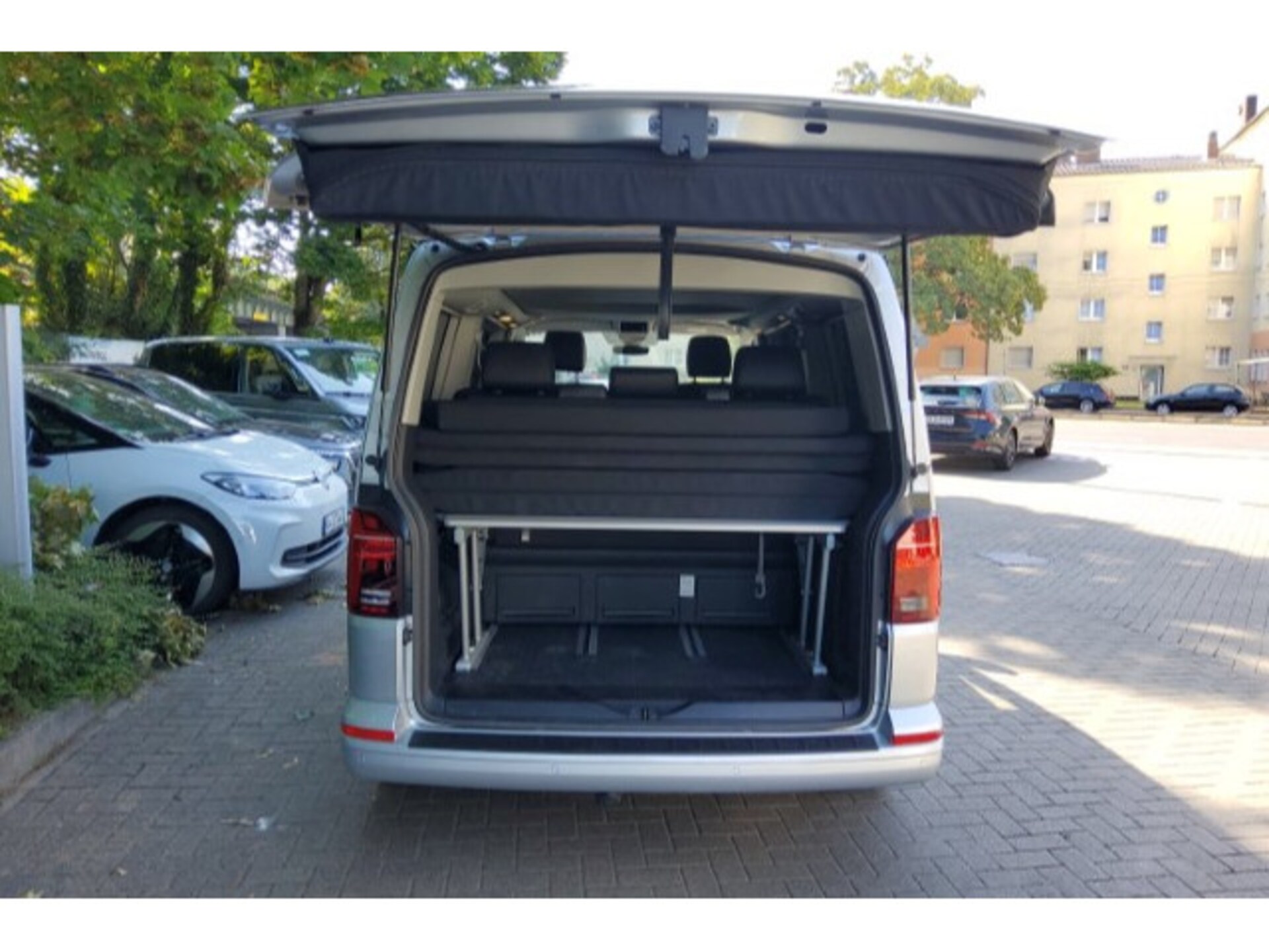 Volkswagen T6.1 California Beach