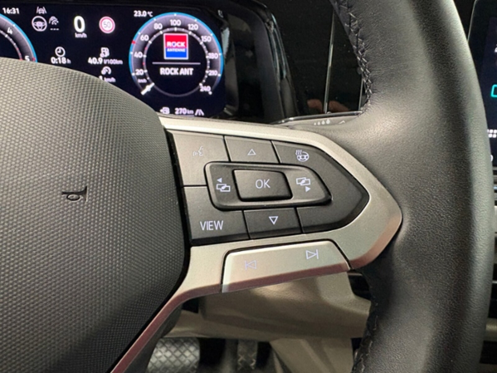 Volkswagen Multivan – Bild 15