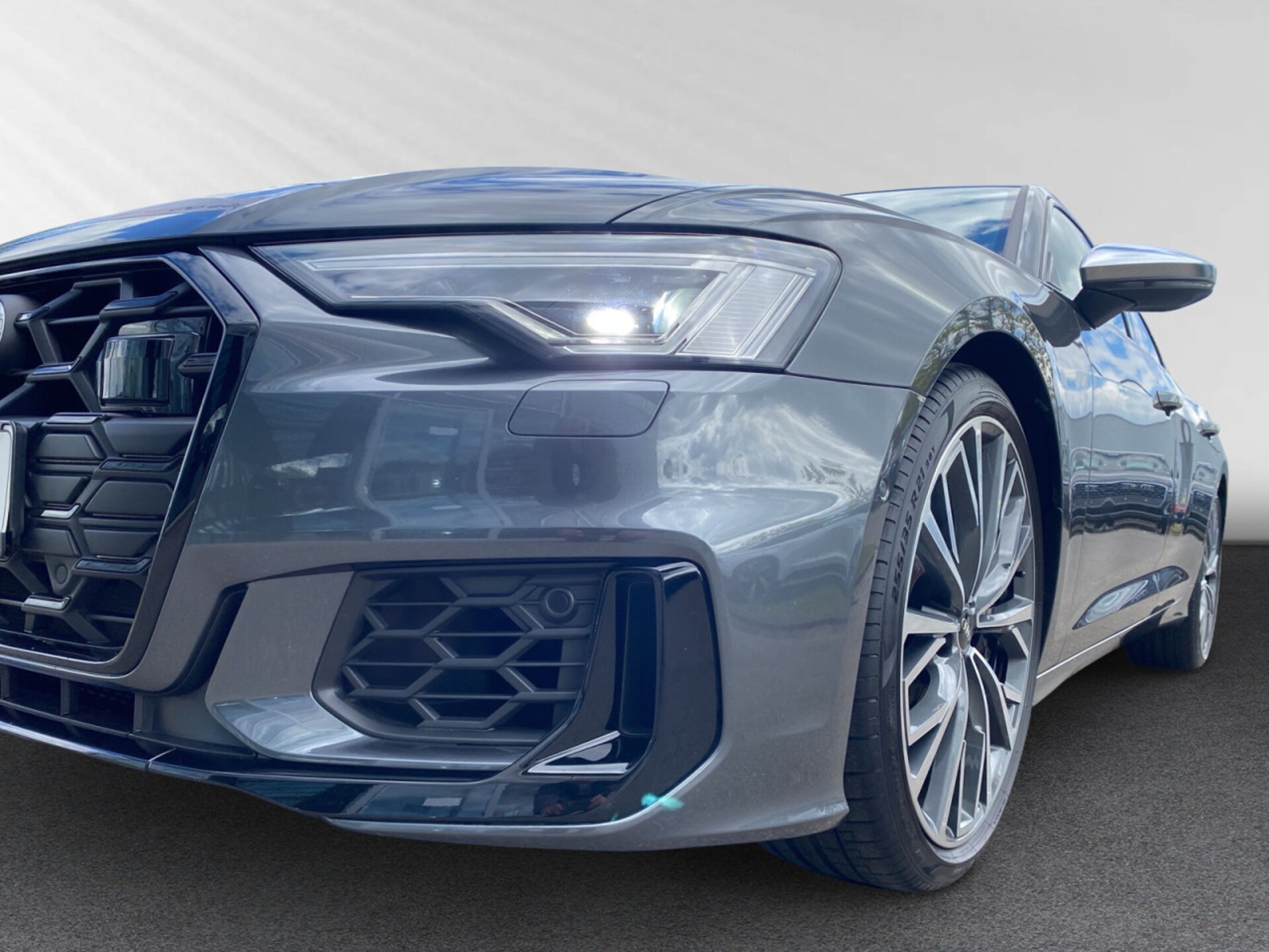 Audi S6 Avant