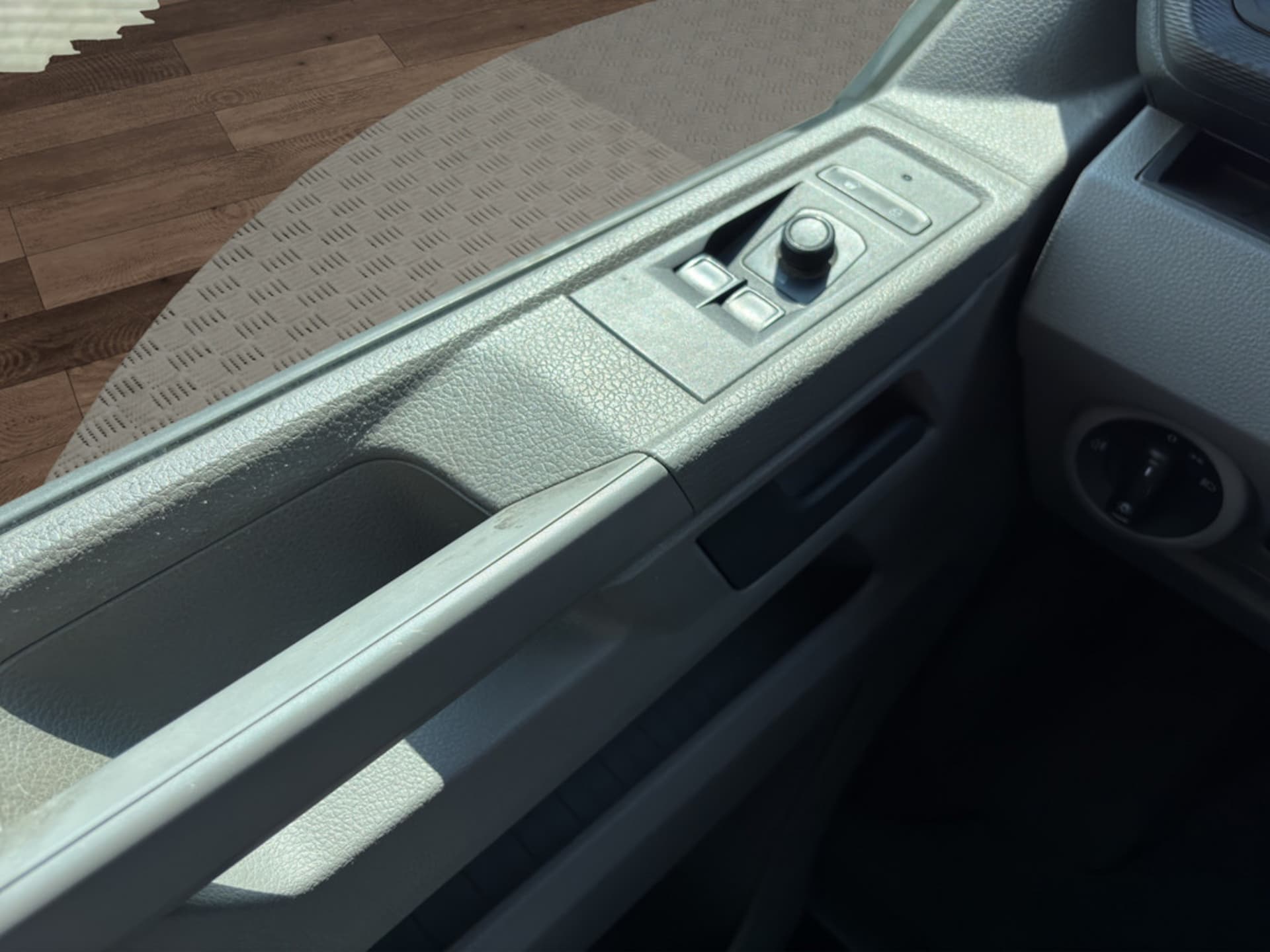Volkswagen T6.1 Transporter Pritschenwagen Einzelkabine