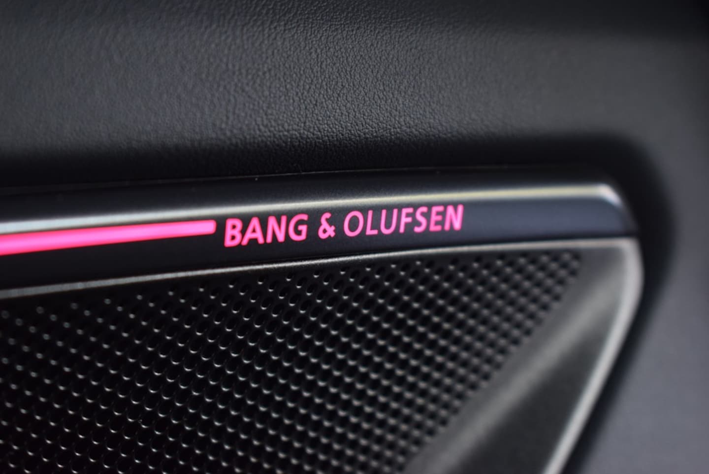 Bild über Audi A5 Avant TDI quattro 150 kW S tronic - für weitere Informationen kontaktieren Sie den Audi Partner