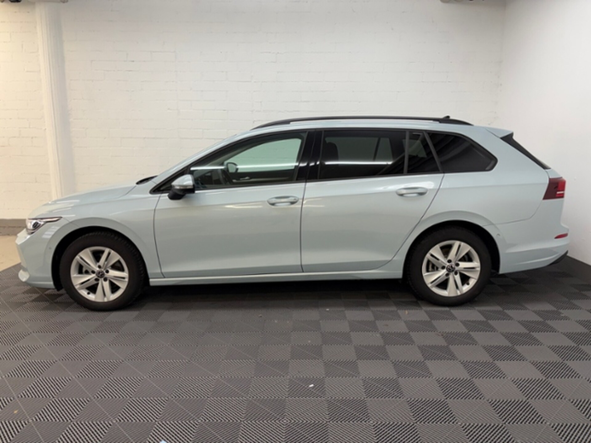 Volkswagen Golf Variant Life