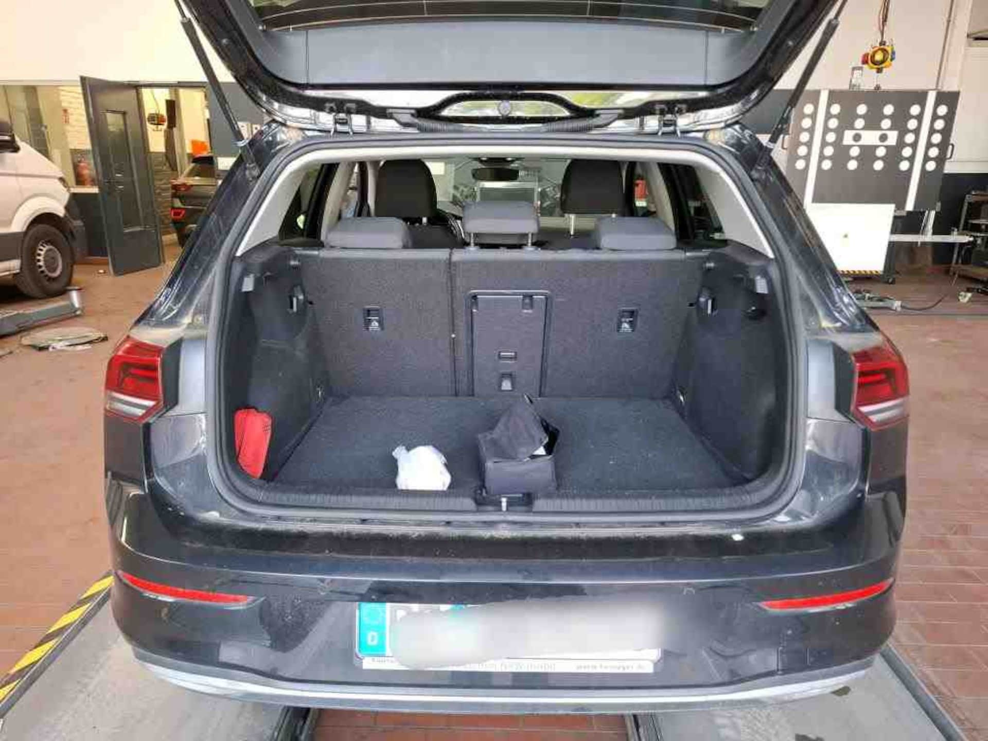 Volkswagen Golf Active