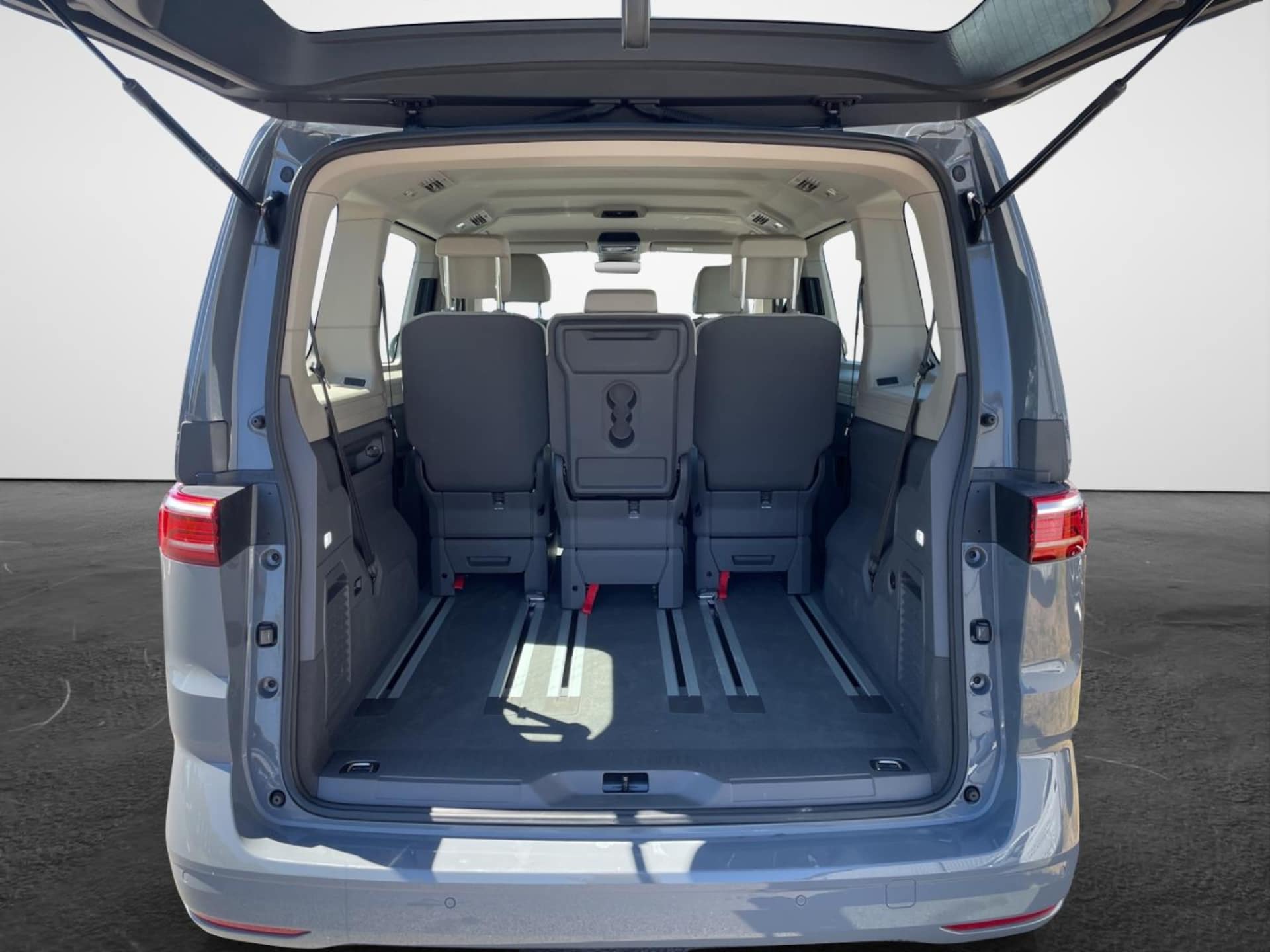 Volkswagen Multivan Basis-Modell