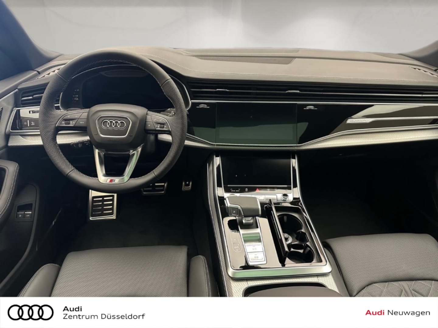 Bild über Audi Q8 SUV TFSI e S line business TFSI e quattro 360 kW tiptronic - für weitere Informationen kontaktieren Sie den Audi Partner