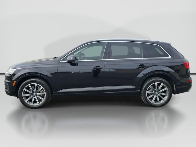 Used 2017 Audi Q7 Premium Plus with VIN WA1LAAF71HD028506 for sale in Richland, WA