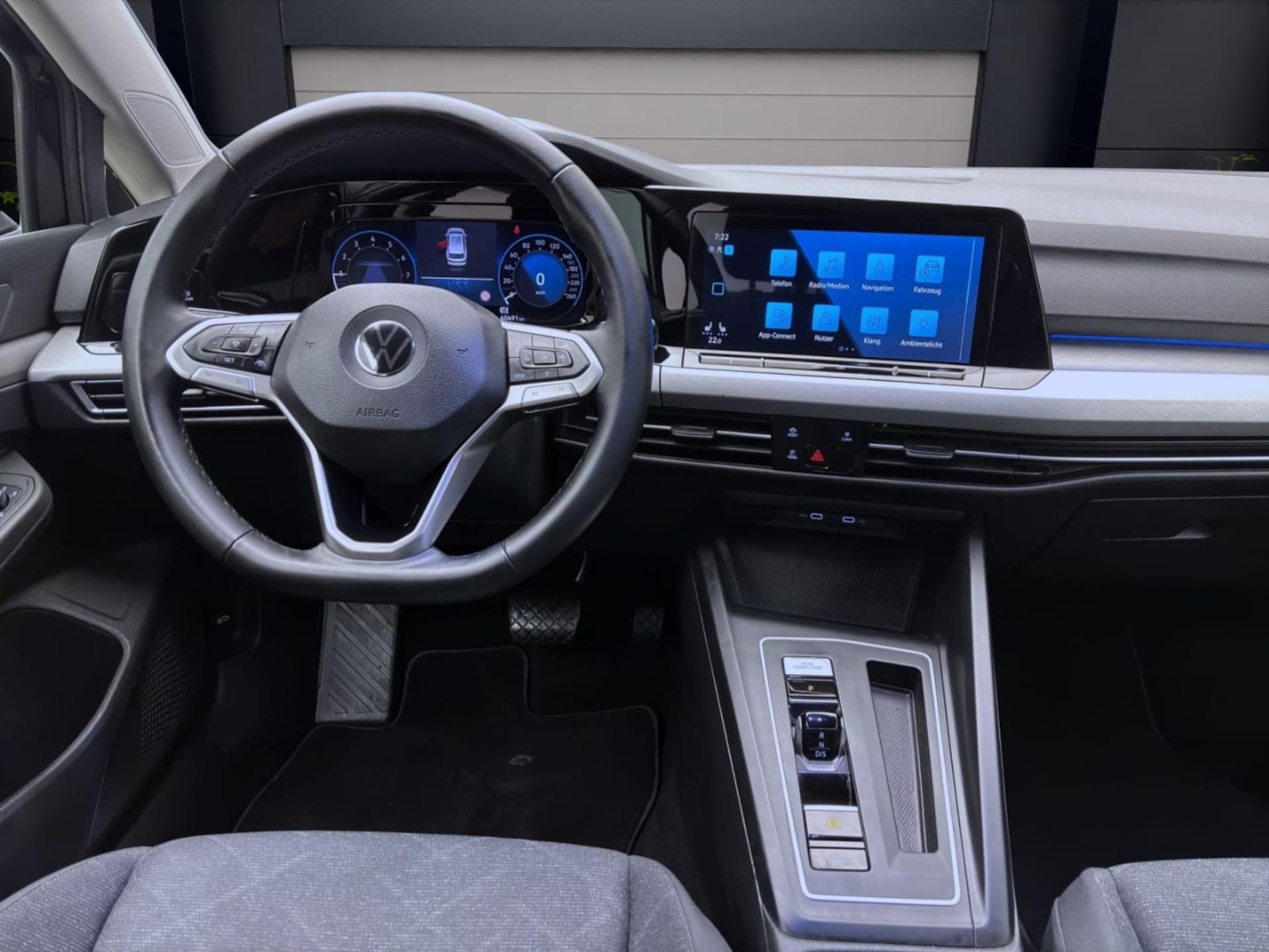 Volkswagen Golf Variant Life