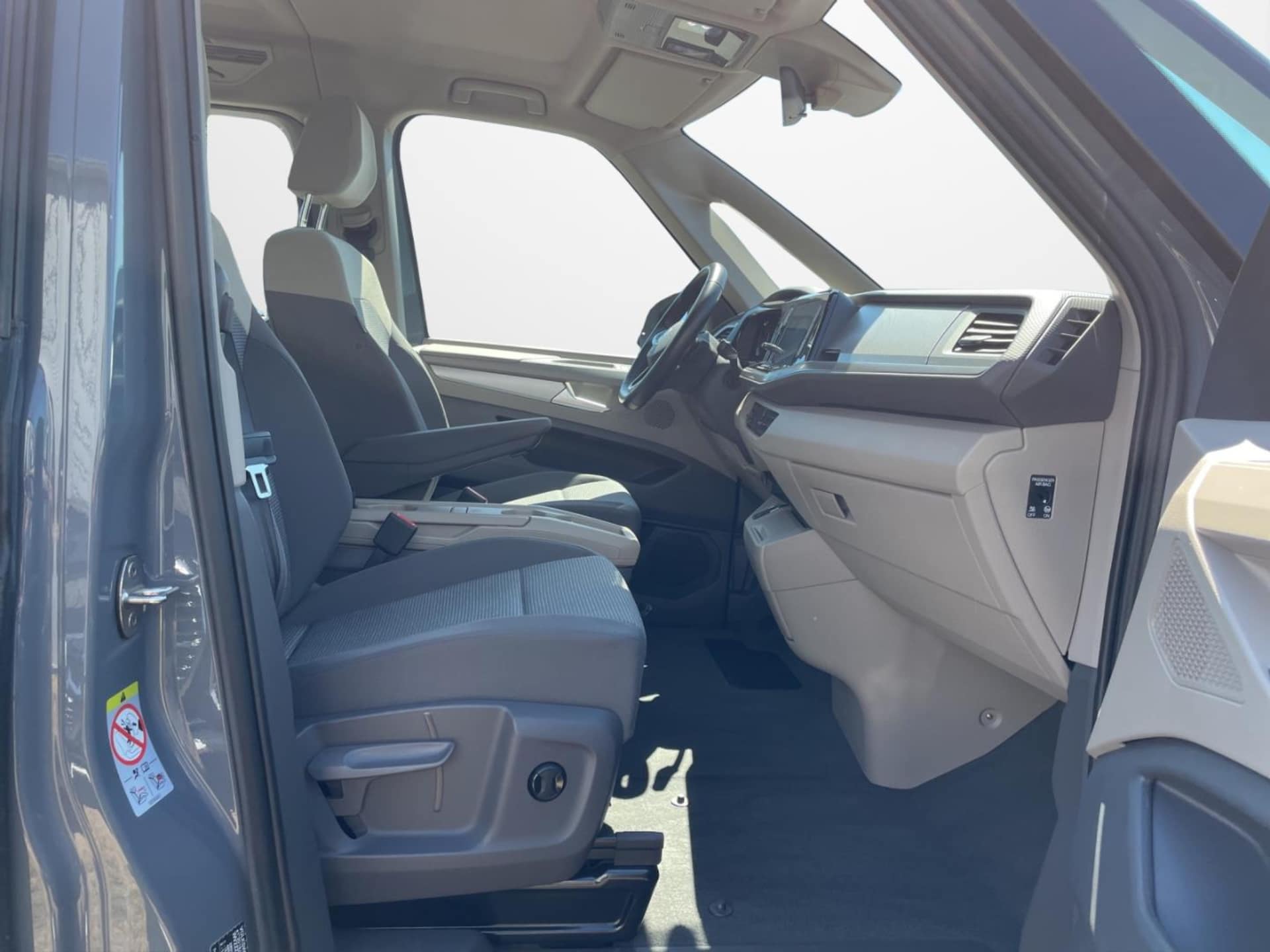 Volkswagen Multivan Basis-Modell