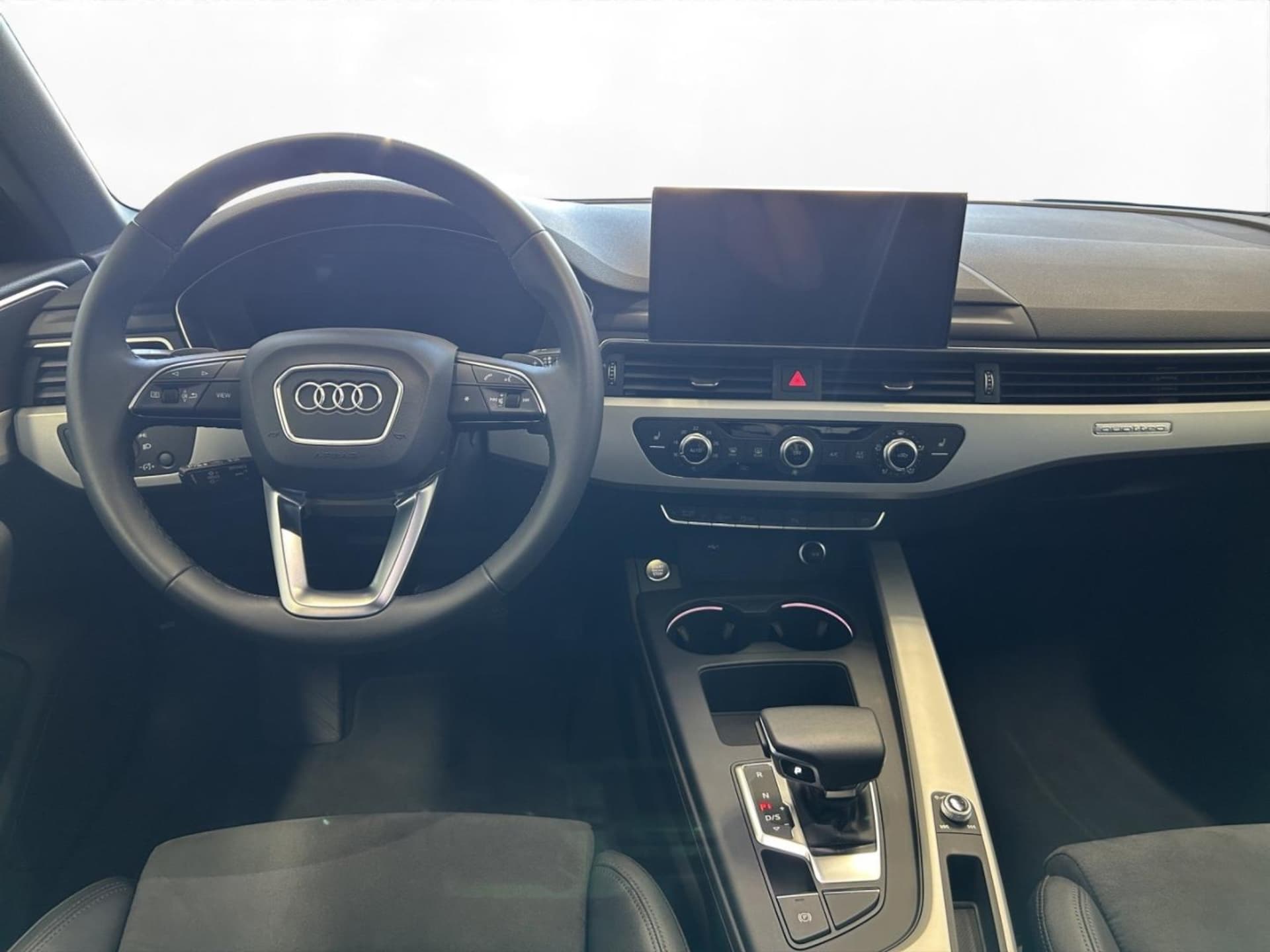 Audi A4 Avant S line