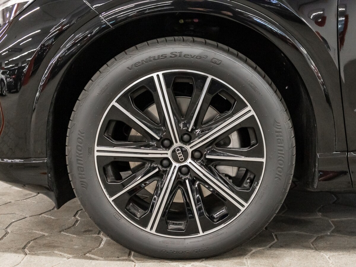 Image about Audi Q4 e-tron 45 e-tron quattro