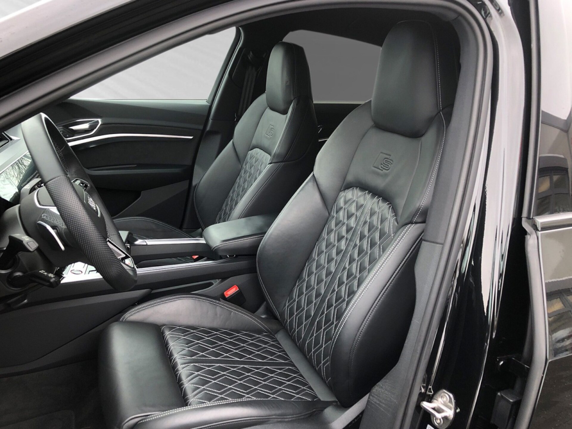 Audi e-tron S Sportback
