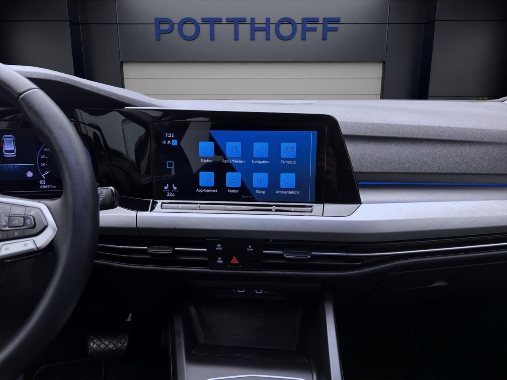 Volkswagen Golf Variant Life