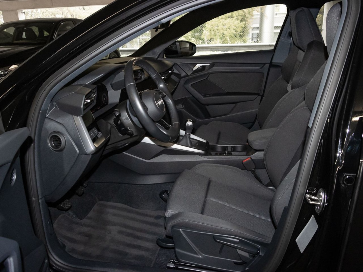 Bild über Audi A3 Sportback advanced 35 TFSI Schaltgetriebe - für weitere Informationen kontaktieren Sie den Audi Partner